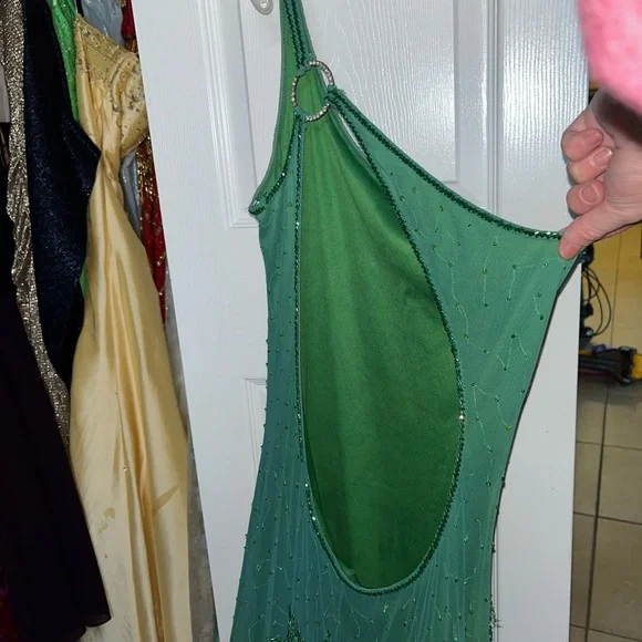 Scala | Dresses | Long Beaded Green Open Back One Shoulder Dress Size 68 |  Poshmark